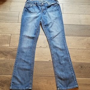 Maurices jeans